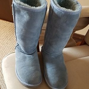 Blue uggs